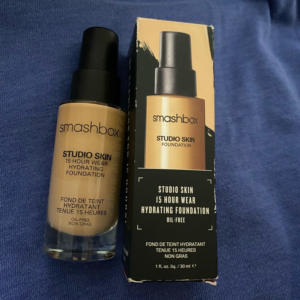 Smashbox foundation